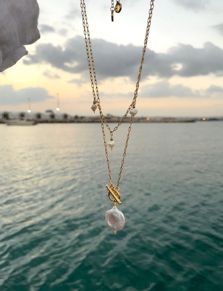 TOULIA CHARM NECKLACE WITH FRESHWATER PEARL & STAINLESS STEEL