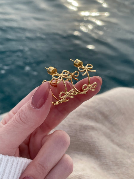 BOW LIMITED COLLECTION EARRINGS IN HIGH QUALITY STAINLESS STEEL