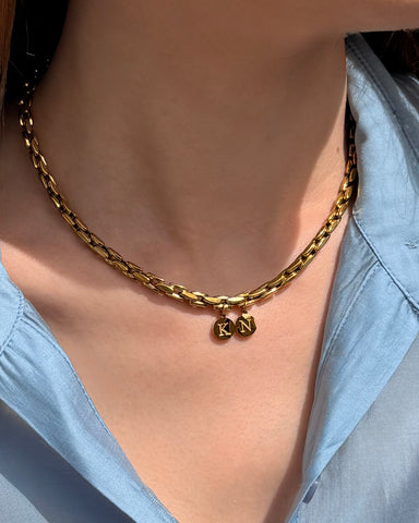 DIAMANDO GOLD INITIAL NECKLACE