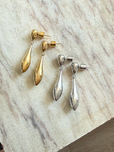 TEARA GOLD OR SILVER EARRINGS IN HIGH QUALITY STAINLESS STEEL