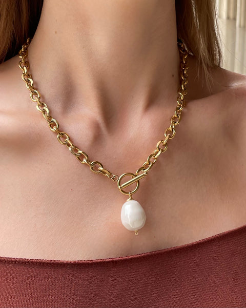 ZETA PEARL CHAIN NECKLACE WITH MOTHER OF PEARL & STAINLESS STEEL