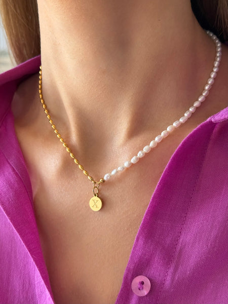 ALESIA INITIAL NECKLACE WITH FRESHWATER PEARLS & HIGH QUALITY STAINLESS STEEL