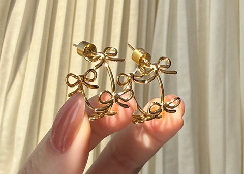 BOW LIMITED COLLECTION EARRINGS IN HIGH QUALITY STAINLESS STEEL