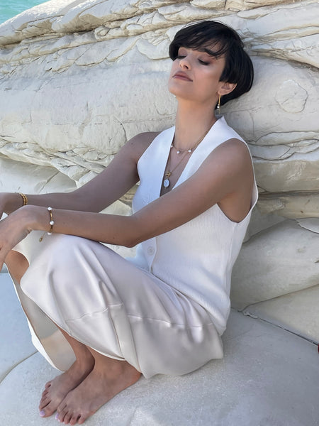 TOULIA LONG NECKLACE WITH FRESHWATER PEARL & STAINLESS STEEL