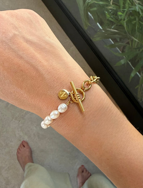 DELFIS PEARL CHAIN GOLD BRACELET WITH FRESHWATER PEARL