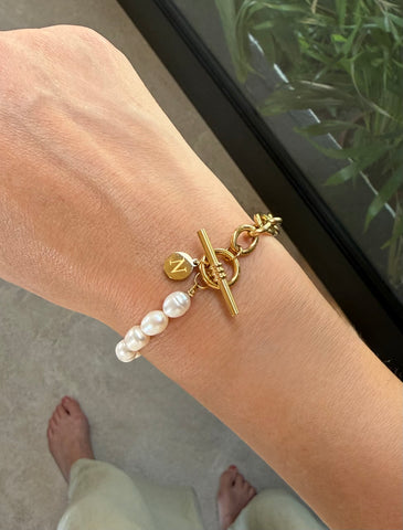 DELFIS PEARL CHAIN GOLD BRACELET WITH FRESHWATER PEARL