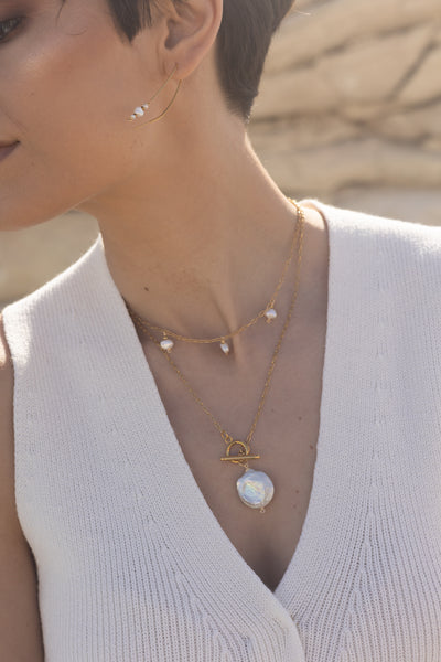 TOULIA CHARM NECKLACE WITH FRESHWATER PEARL & STAINLESS STEEL