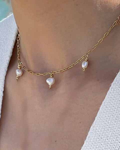 TOULIA CHARM NECKLACE WITH FRESHWATER PEARL & STAINLESS STEEL