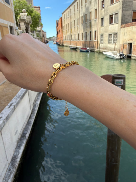 DIAMANDO GOLD INITIAL BRACELET