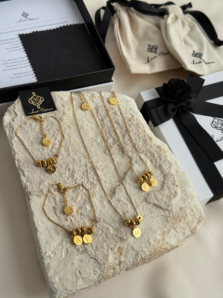 ALBA GOLD NECKLACE WITH ONE INITIAL